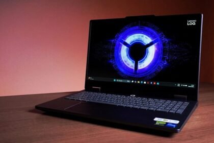 Lenovo LOQ Essential: visual clean, boa tela e RTX 5060 abaixo - Review