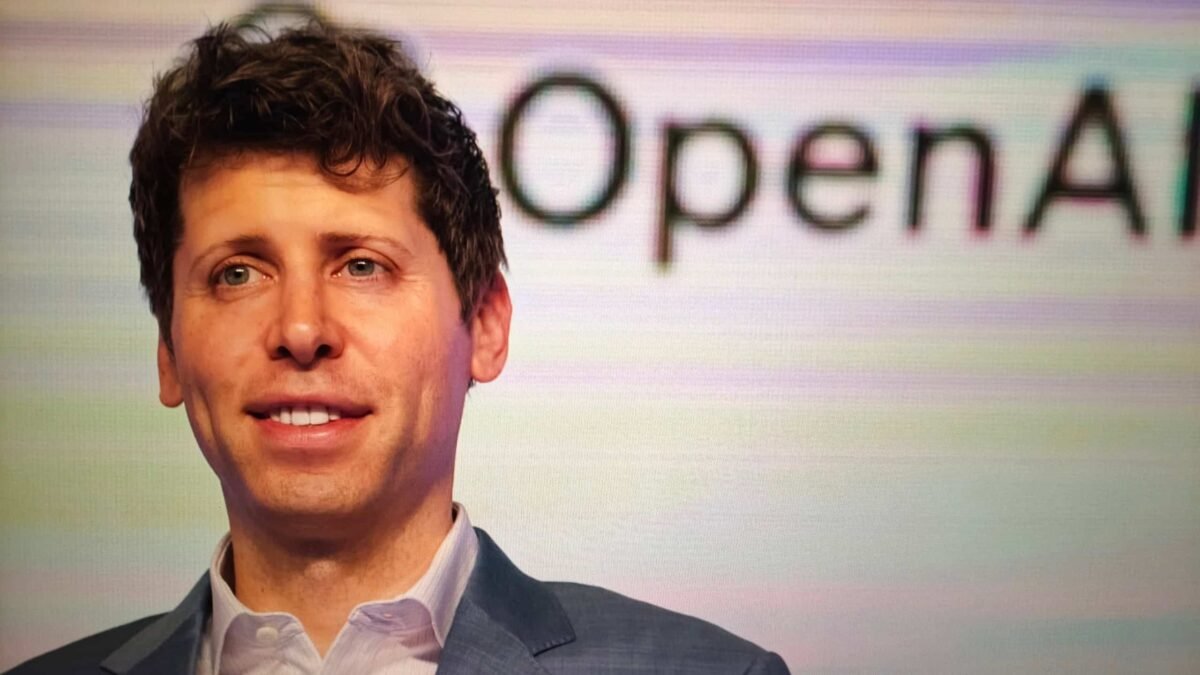 Sam Altman considera frear avanço da OpenAI após falhas em testes